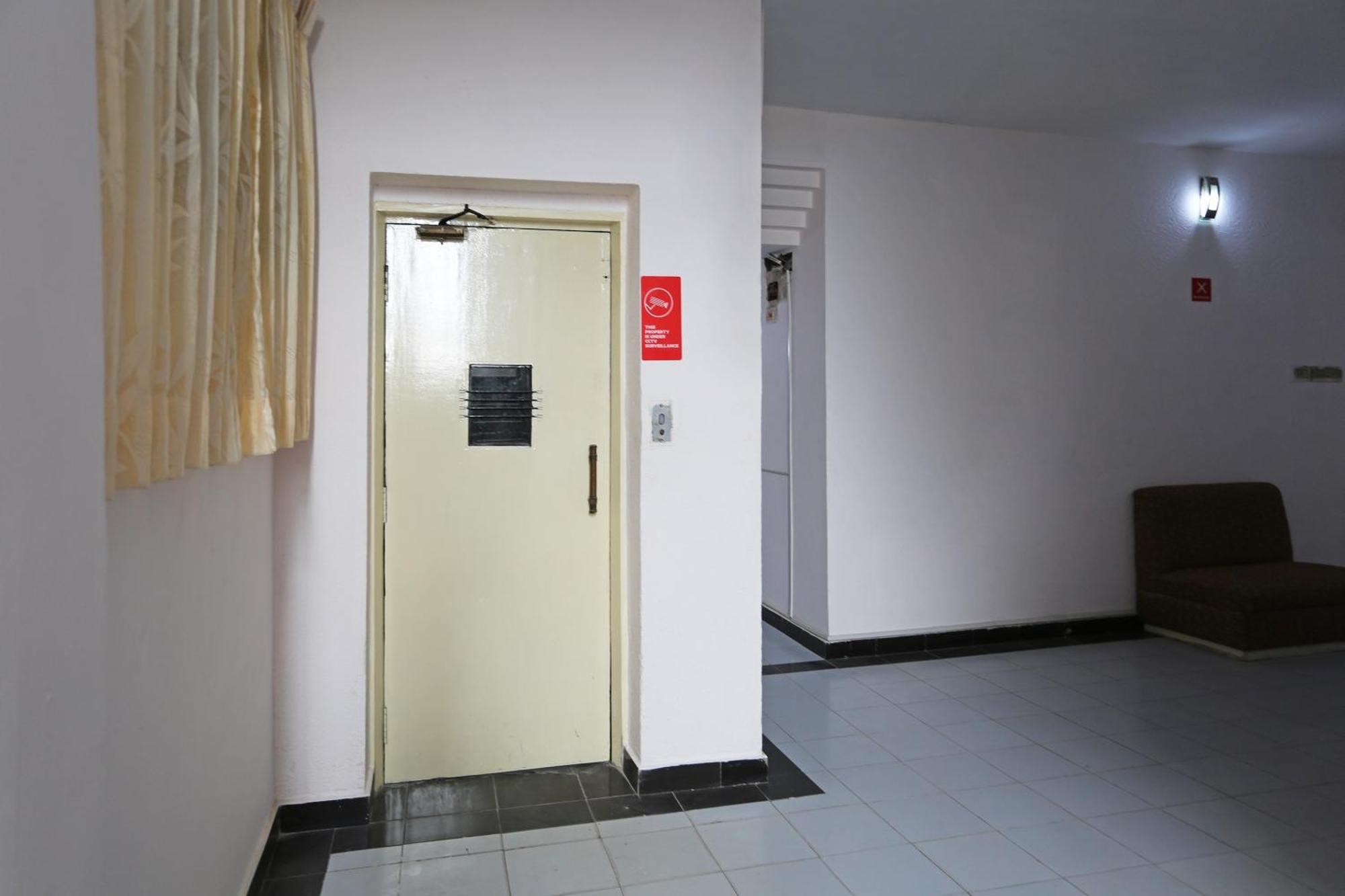 Hotel O Midtown Raipur  Exterior photo