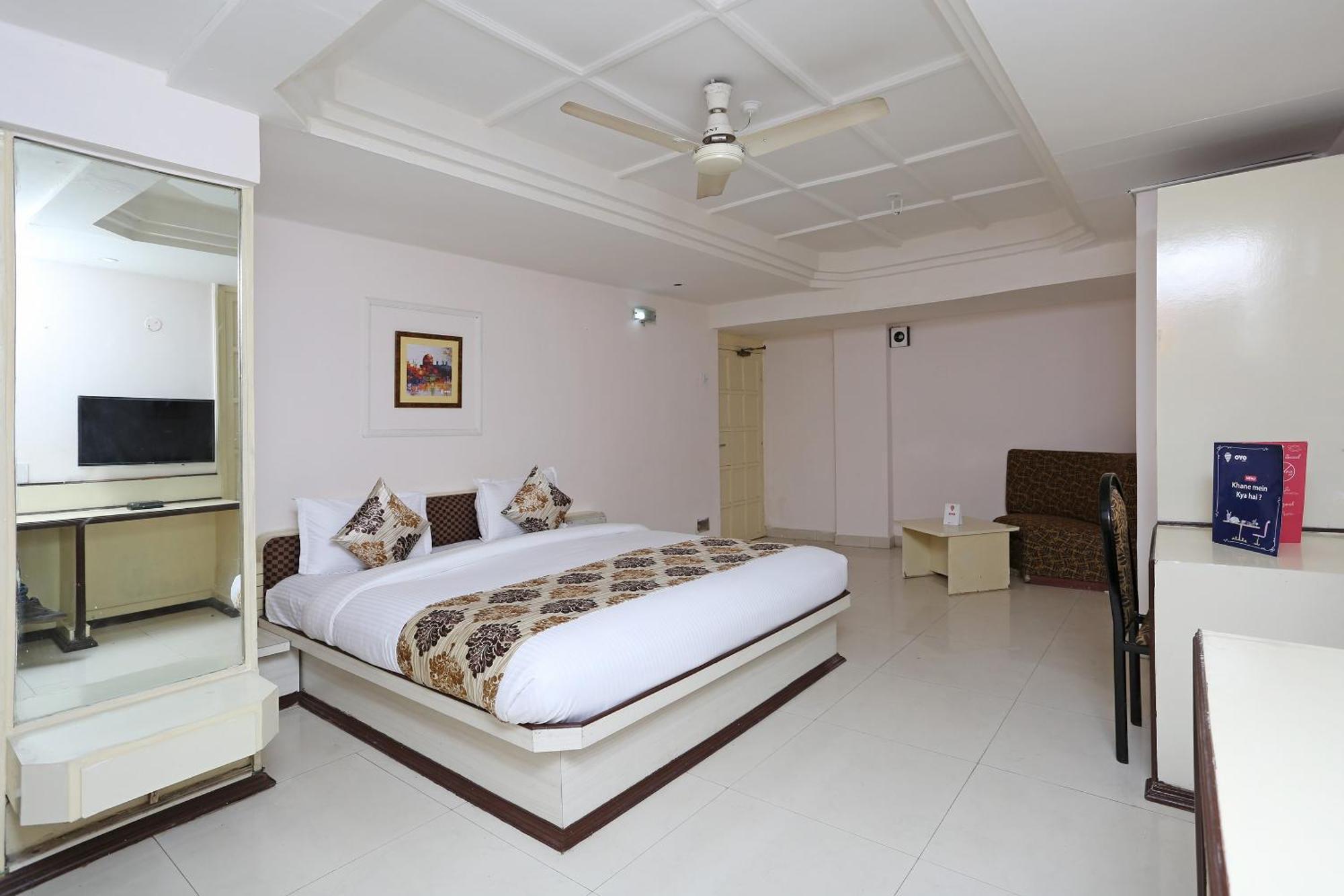 Hotel O Midtown Raipur  Exterior photo