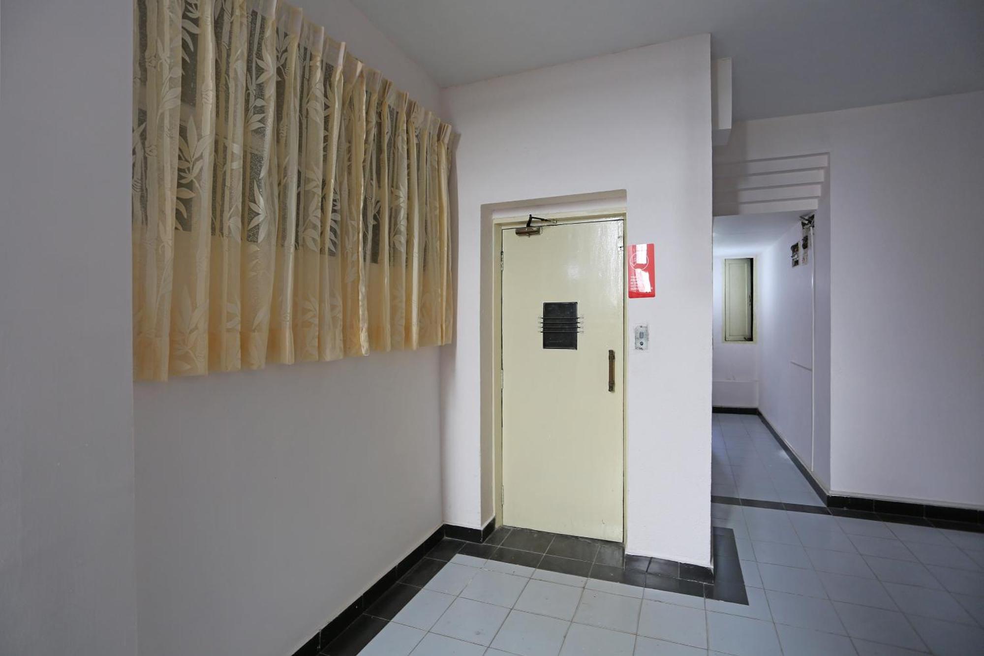 Hotel O Midtown Raipur  Exterior photo